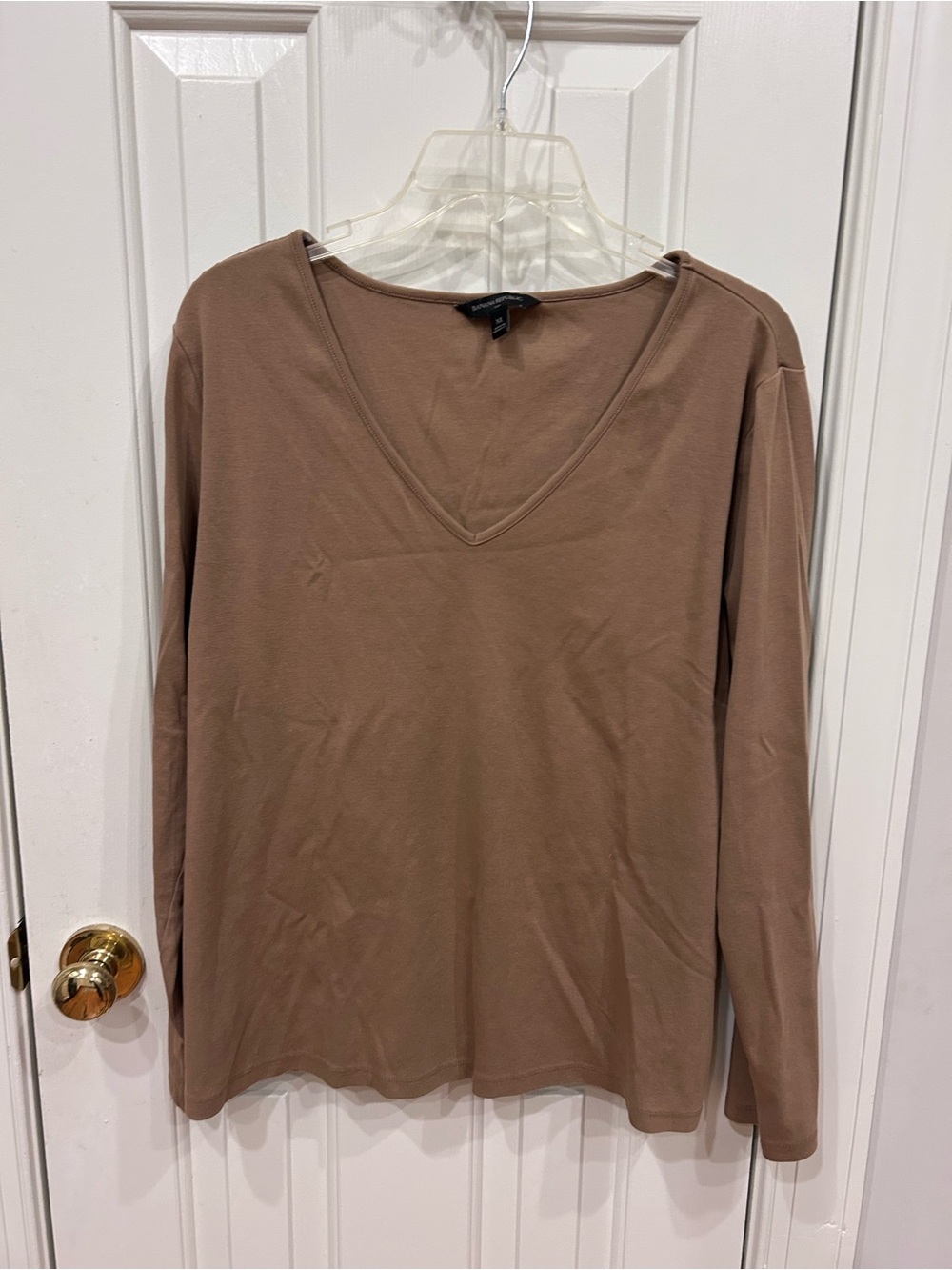 Banana Republic Women's V-Neck Long Sleeve Top - Taupe Brown